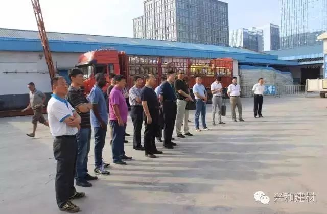 南城|记事|湖北省住建厅、设计院领导及专家一行 莅临星河集团参观指导